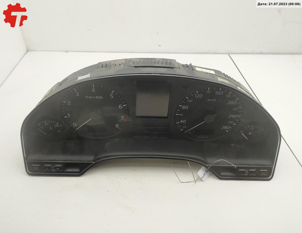 Щиток приборов (приборная панель) - Audi A8 D2 (1994-2002)