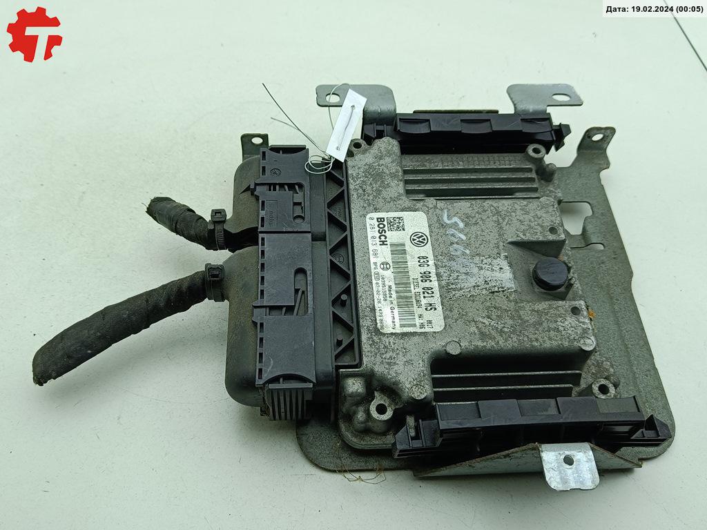 Блок управления ЭБУ (двигателя) - Volkswagen Caddy 3 (2004-2015)